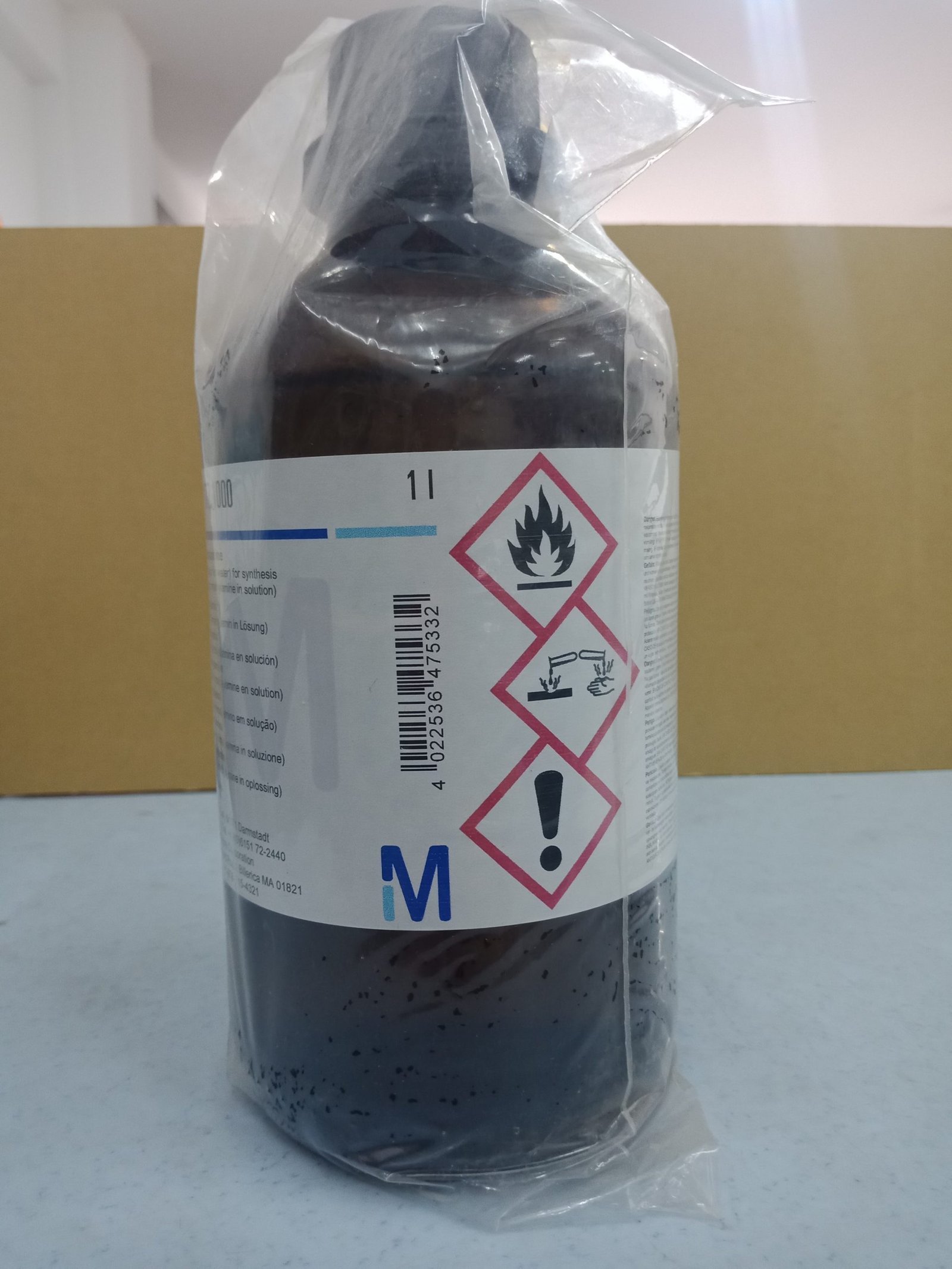 Trimethylamine (40% solution in water) for synthesis - Image 2